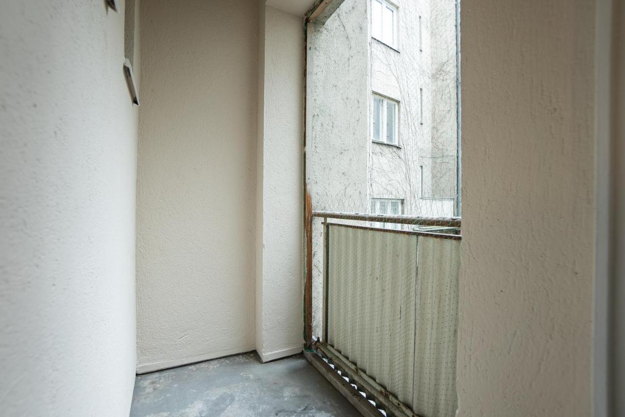 A 2-Bedroom Apartment With A King-Size Bed And A Balcony Is Located Just A 15-Minute Walk From Stephansplatz. Vienna Luaran gambar